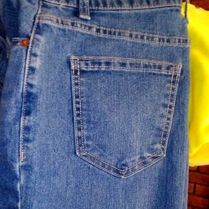 Boyfriend jeans 👖👖 worn once